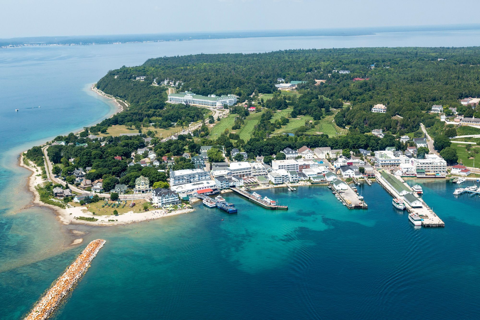 00-lede-mackinac-island-travel-guide
