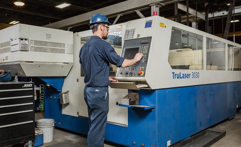 cnc-machine-operator-768x469