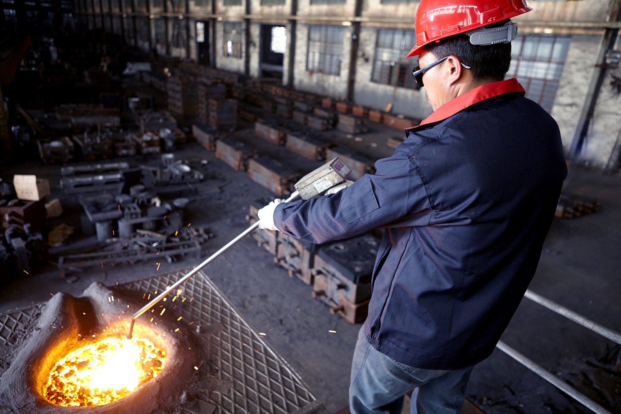 working-in-cast-iron-foundry-2022-03-08-00-17-08-utc